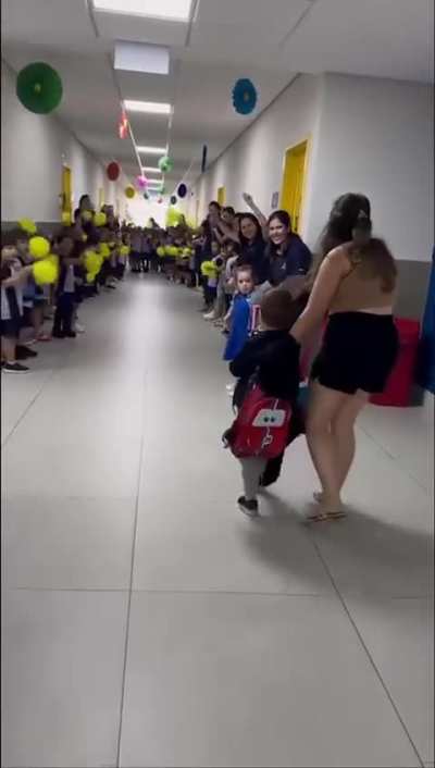 A true superhero&hellip;.The hug was a gut punch 🥺🥰