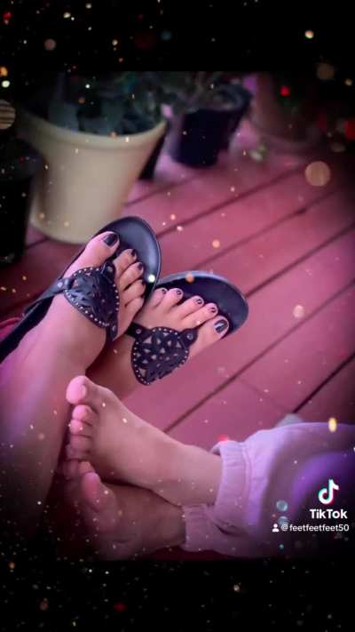 Feet with friends