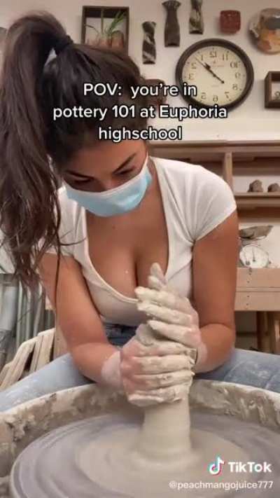 Pottery thot