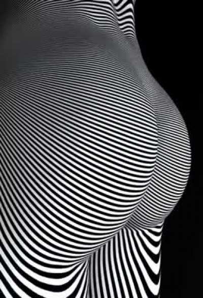 Be gay. Upvote hypno butt. Although it needs more rainbow