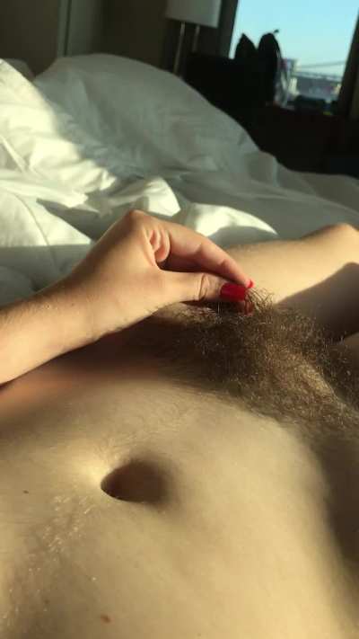 [F19] POV playing with my hair ❤️