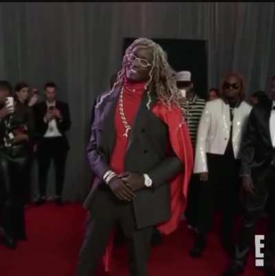 Thugger in slow motion on the red carpet at the Grammy&rsquo;s las night🧑🏾&zwj;🎤