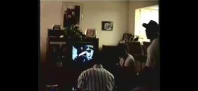 "She's going for it" - reaction to Whitney Houston singing the US national anthem in 1991