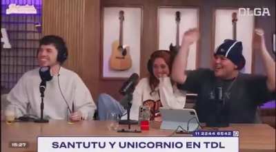 Mortedor y Santutu celebrando en OLGA el arresto de Cristina, mientras el resto (que no son K) miran incómodos ¿Cuando se van a armar de huevos los no-populistas por miedo a ser cancelados?