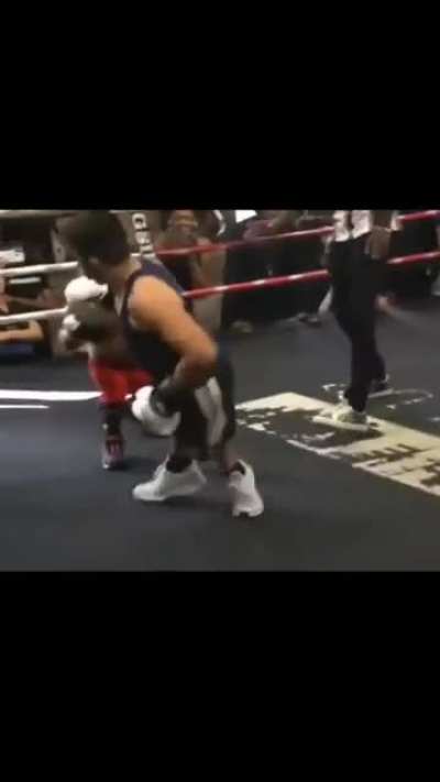 How does he have midget legs but regular people torso?