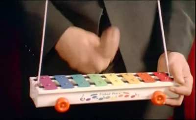 Metallophone cock player ( ͡&deg; ͜ʖ ͡&deg;)