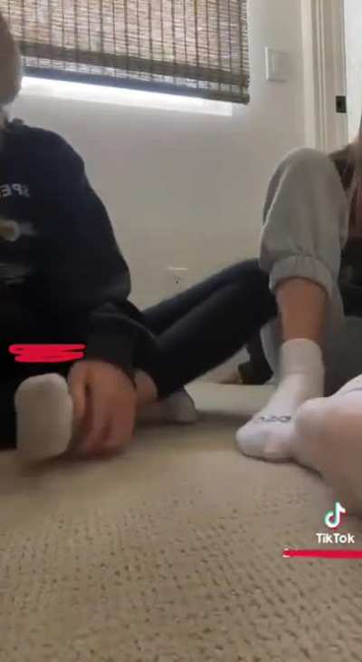 @???