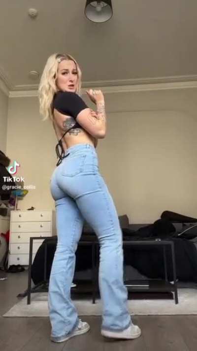 gracie_collis