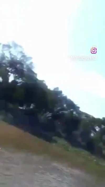 IA-58 Pucará en vuelo rasante 