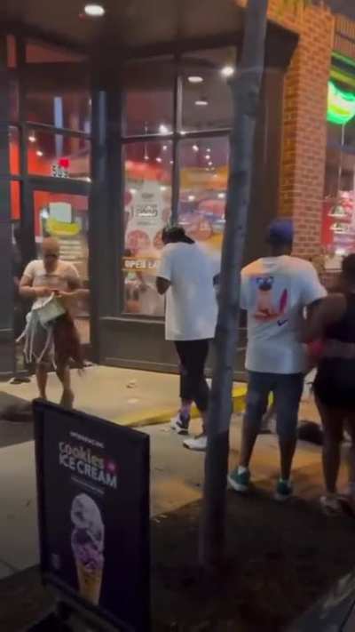 Cop deploys mace and waltzes off.