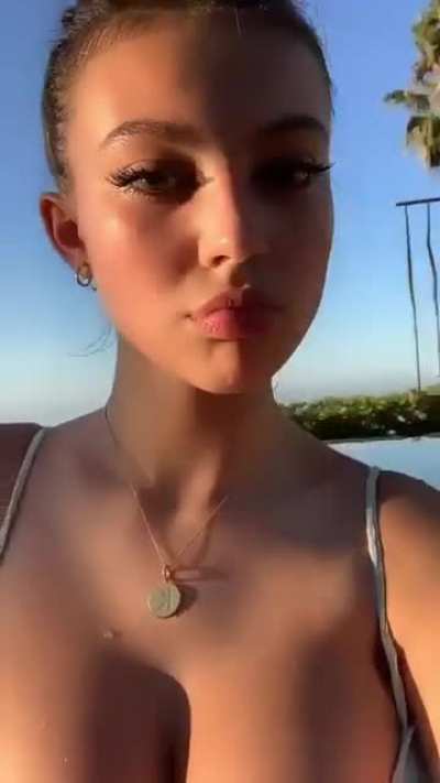 🫣😏