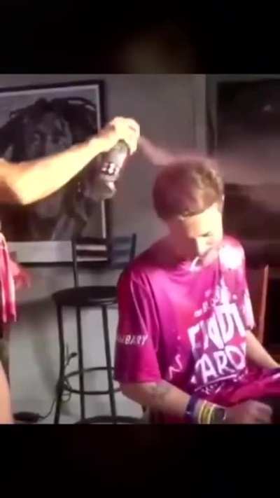 Look at this &ldquo;cool kid&rdquo; smoking
