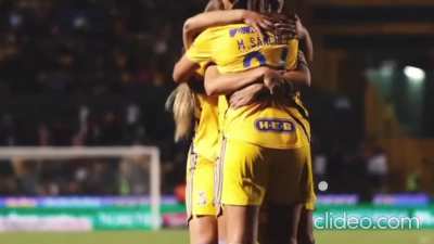 María Sánchez-⚽🐯🔥