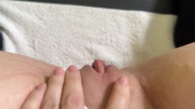 Do you guys prefer hairy or shaved pussy? ;)