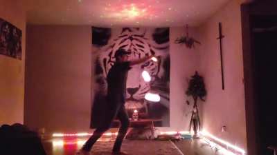 Aurora- Poi Spin.