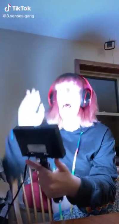 LED