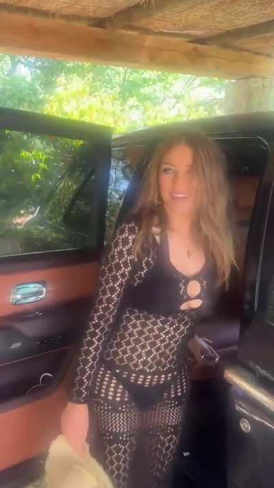 Elizabeth Hurley 