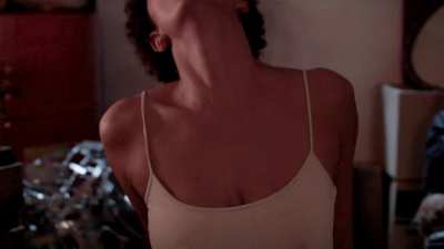 Ana Flavia Cavalcanti rides face in "Death of J.P. Cuenca" (2015). Extramile?