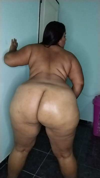 Twerking is better in slow motion 