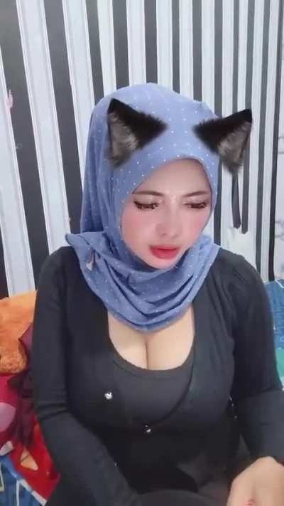 Bigo Live Indonesia &ndash; Hijab Montok Seksi 1