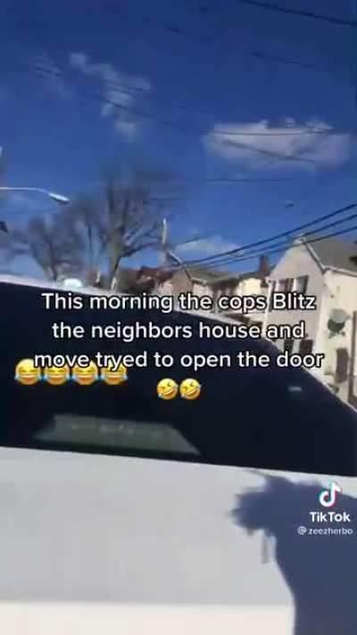 He actually tried to free this guy from the cops