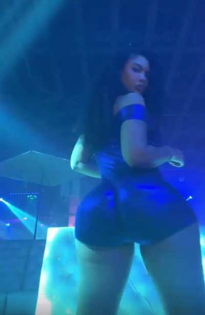 Chinese kitty serving ASS