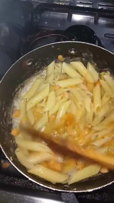 la prote&iacute;na anda flotando en este plato