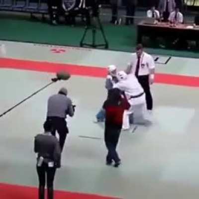 Do not mess with referee