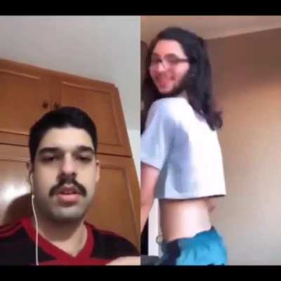 Muquinha reagindo a tiktok
