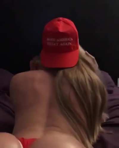 🧨🤍💙 There is a MAGA hat in this clip, or so I&rsquo;ve been told! So if you see it, let me know where it is! IG - lizabeth.olson 🇺🇸 #maga #trump