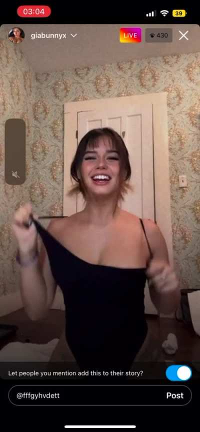 g1abunny last night nipslips and ass show