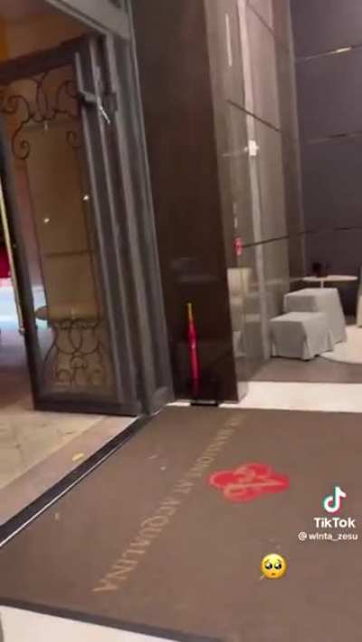 For the &ldquo;aesthetics&rdquo;