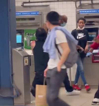 Man without arms says the N word