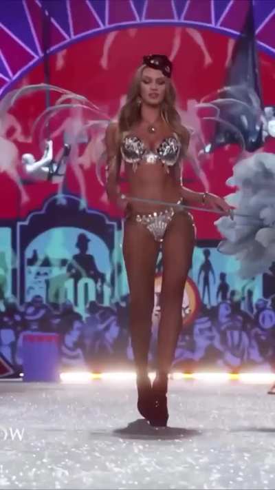 Candice Swanepoel for the VSFS 2012 Circus segment.