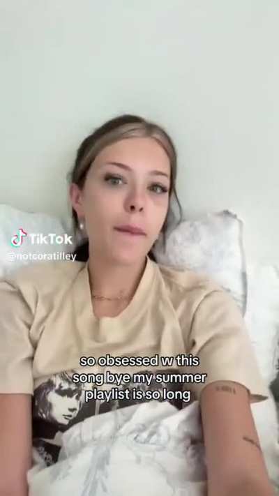 this is how she&rsquo;s works in bed?