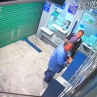 Alguem definitivamente n&atilde;o queria pagar uns juros