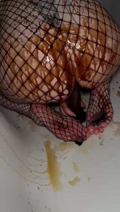 (Not scat) syrupy cheeks 🍯 come and get messy with me &amp;lt;3