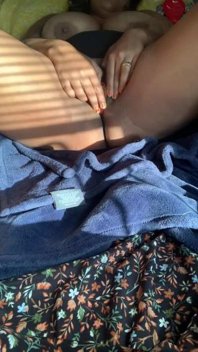 Woke up feeling frisky and he&rsquo;d already left for work. Giving myself a creamy squirt was the second best option 🥵
