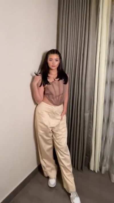 Liza Soberano