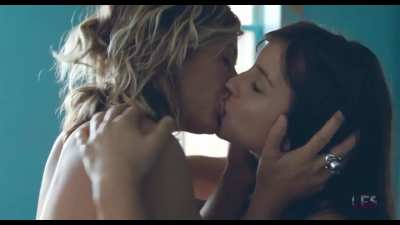 Chinese Puzzle (2013) - Cecile De France &amp; Flore Bonaventura