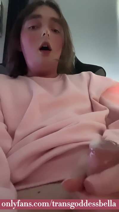 Facial or swallow? &eth;&brvbar;
