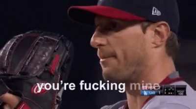 Just here to drop the greatest GIF in MLB history