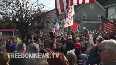 Antivaxxers threatened to shoot and burn down schools in Staten Island freak out