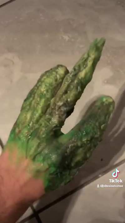 Salad fingers