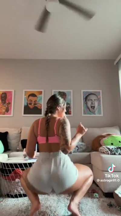 @astrogirll1.0