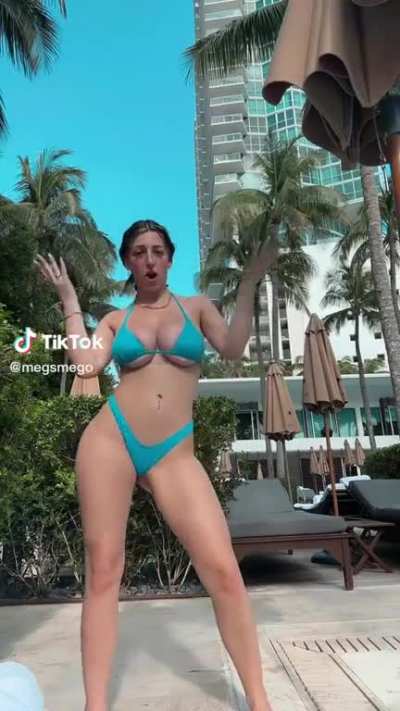 Some serious jiggle