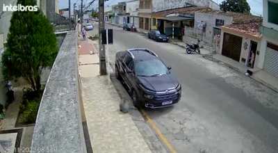 Man slain in front of family over Bag of Groceries