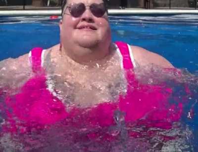 Wanna play in the pool with me? 🥵💦😘