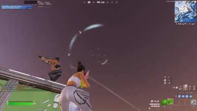 I really like it when two guns have the same design so you cant tell the difference until you are in the middle of a fight