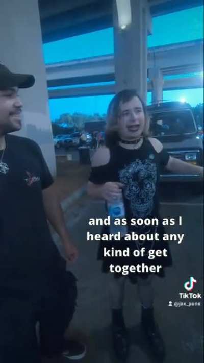 The last bridge show was incredible! Today we have a punk rock love story on Jax Punx
